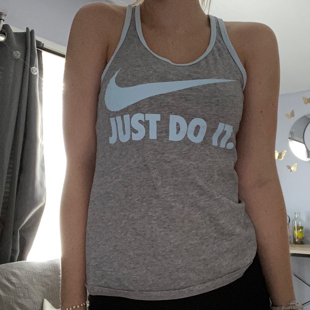 Nike workout tank